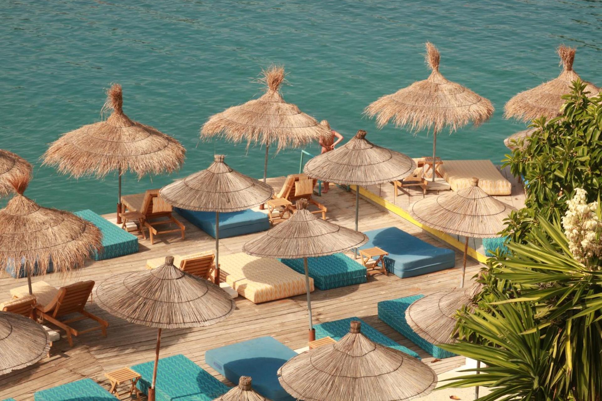 Manta Hotel Ksamil Esterno foto
