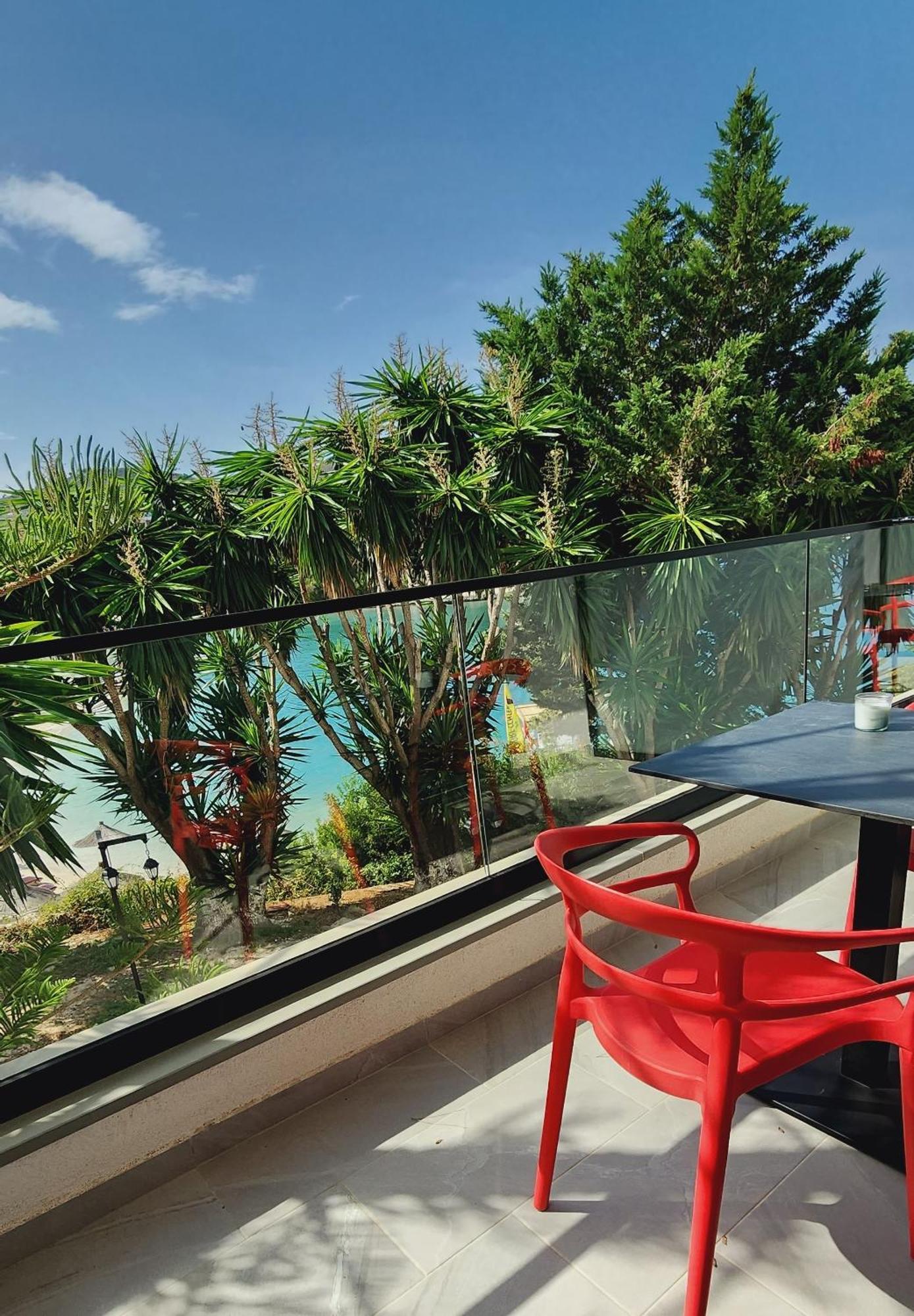 Manta Hotel Ksamil Esterno foto