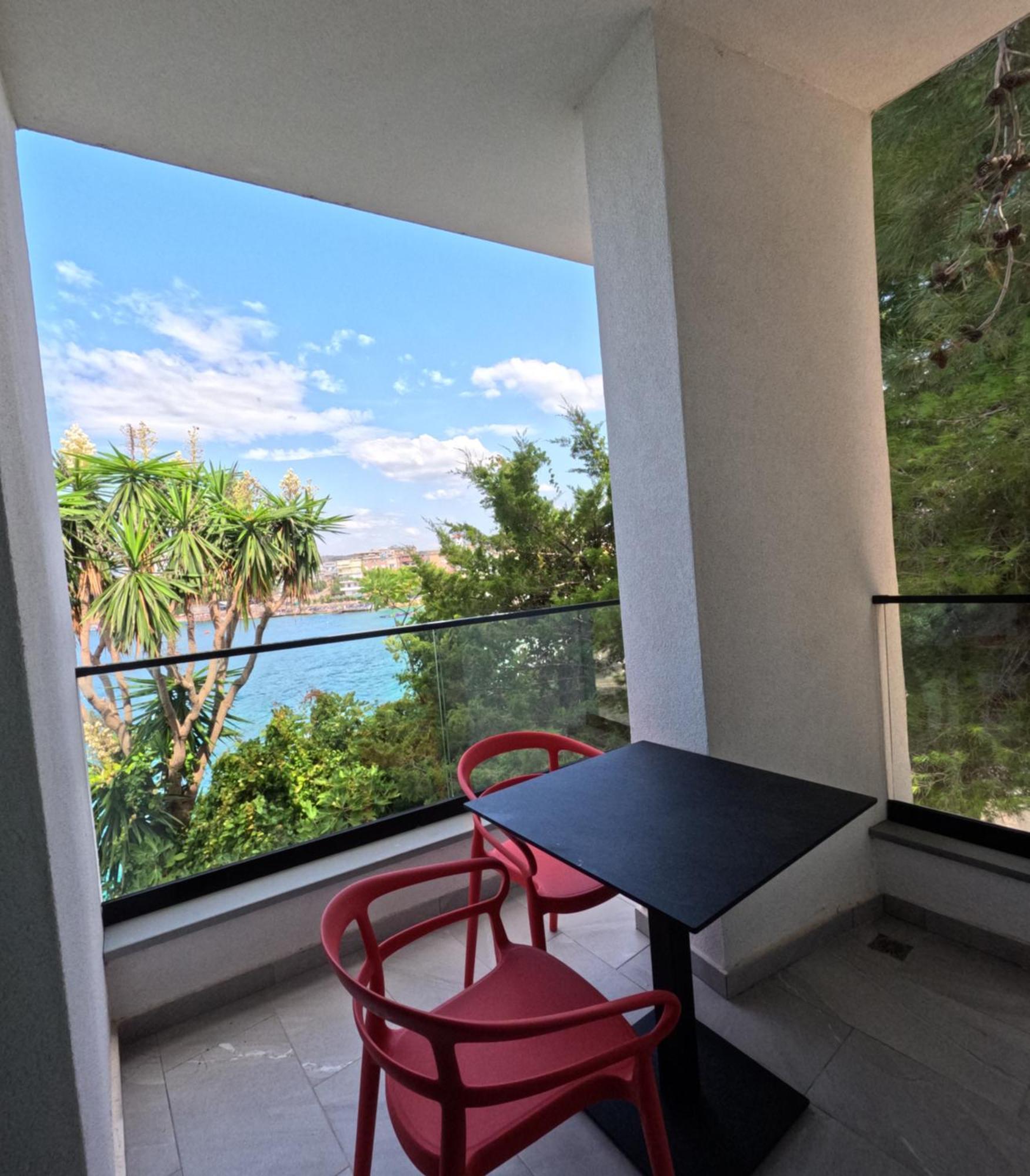 Manta Hotel Ksamil Esterno foto