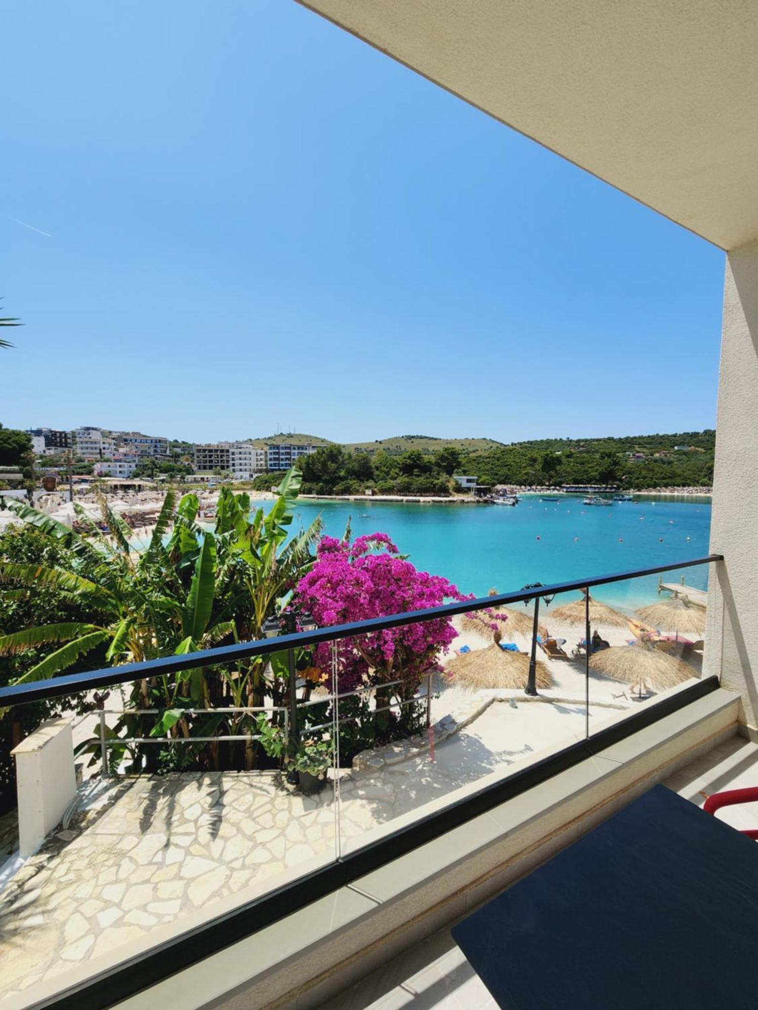 Manta Hotel Ksamil Esterno foto